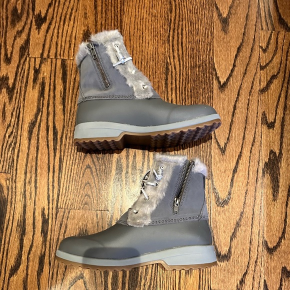 NIB! Sperry Maritime Repel Grey Trim Snow Boots - Picture 4 of 11